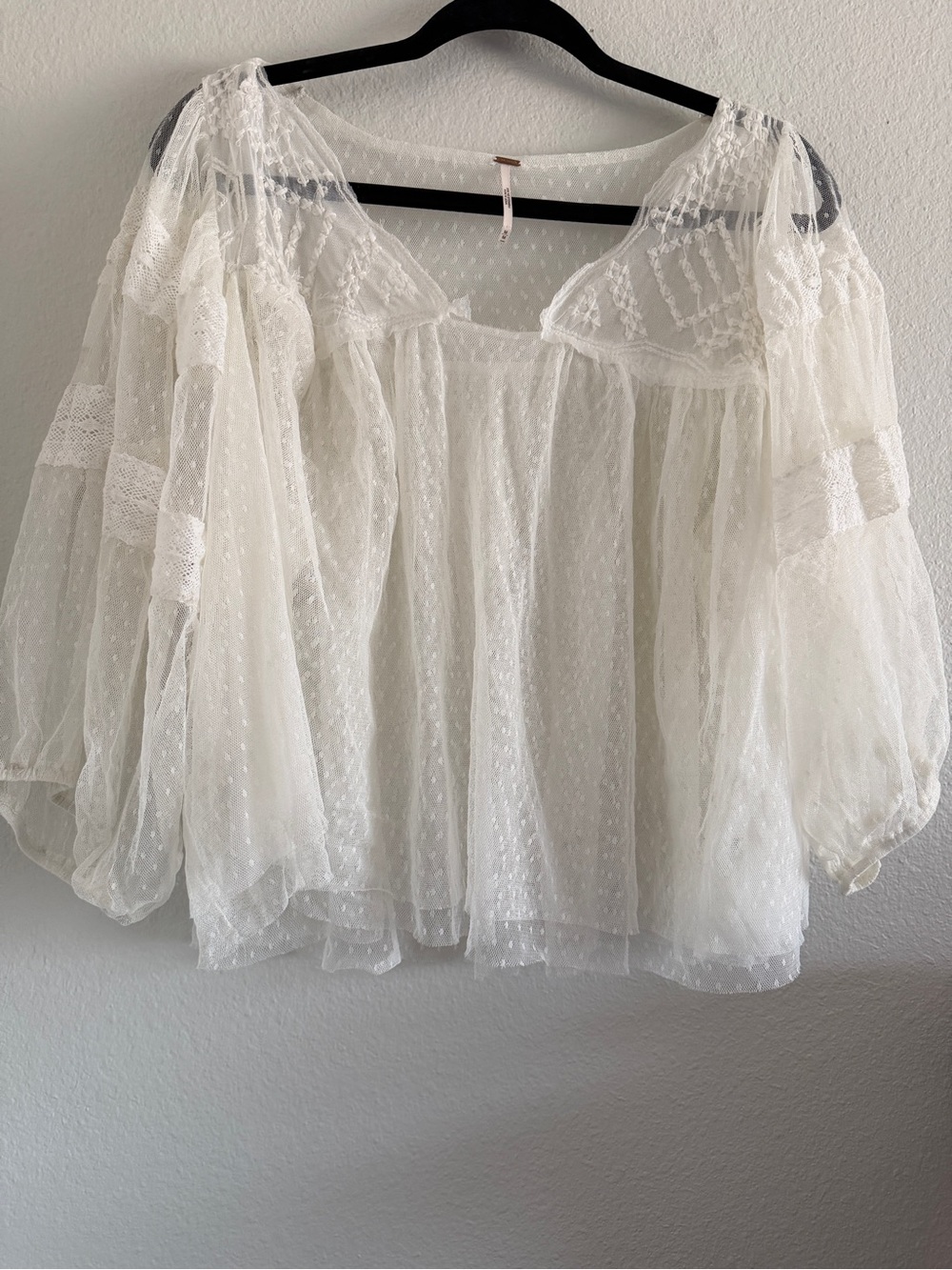 Free People Sheer Lace Blouse Ivory Oversized Medium Boho Cottage Core Flaw